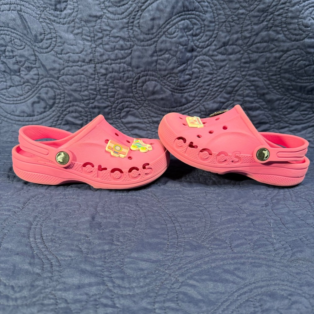 Crocs Kids Baya Clog Pink Shoes with Hello Kitty Jibbitz Charms Size C12